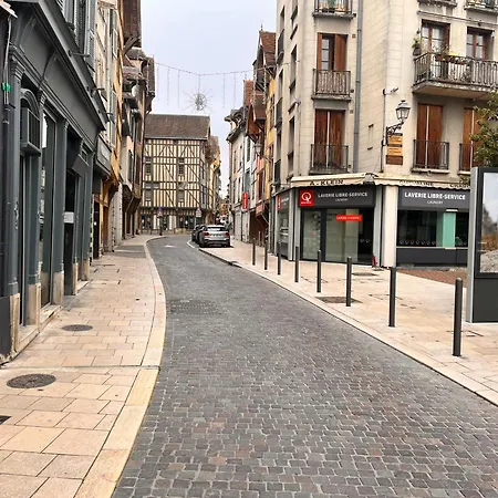 La Parenthèse De L'eau Bénite Apartamento